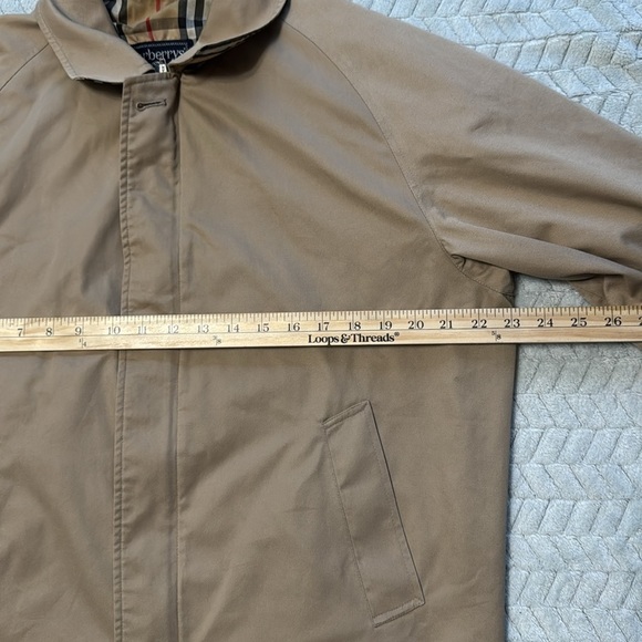 Burberry Vintage Jacket Women’s - Picture 12 of 13